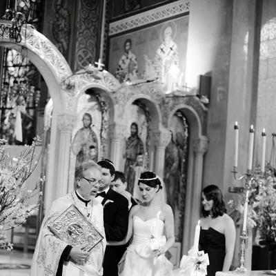 Photo : Beautiful Greek Orthodox ceremony

Wedding design and planning by Brilliant Event Planning.
Photo by Karin Von Voigtlander